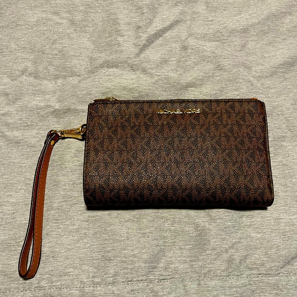 Michael Kors Wallet Wristlet
